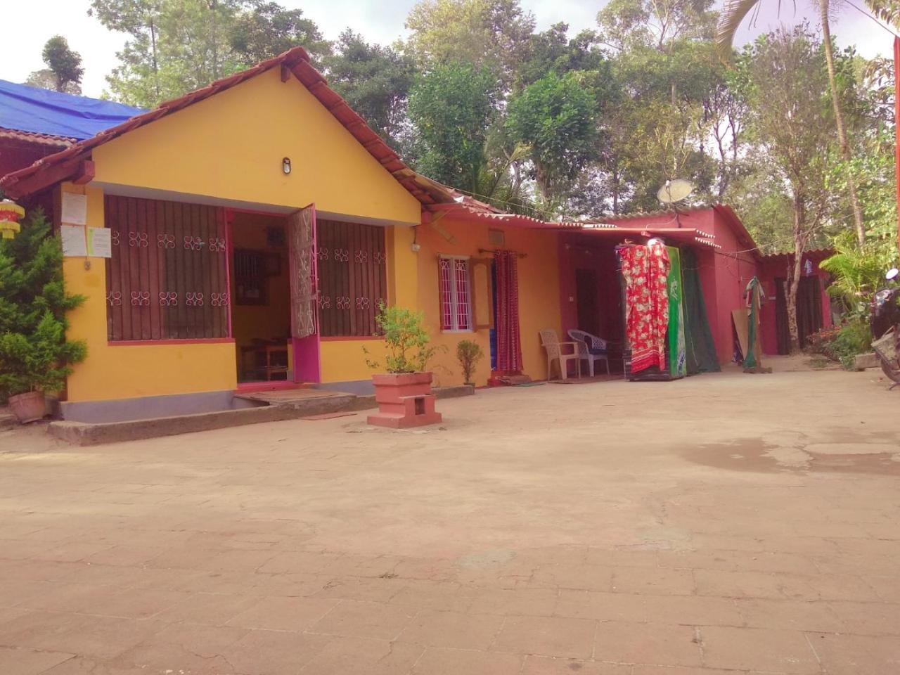 Dreams Home Estate Stay Suntikoppa Exterior foto